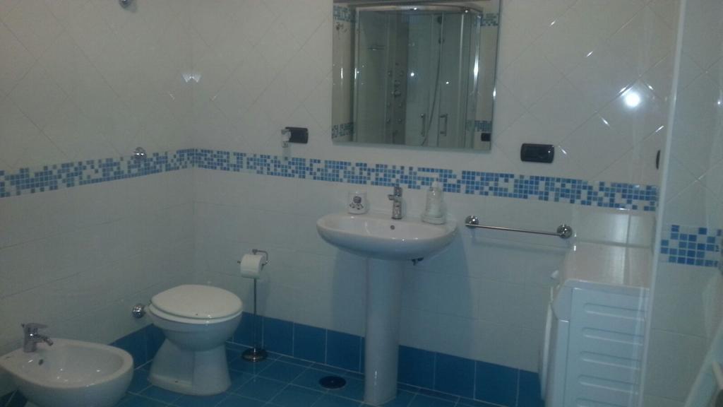 Apartment Oltremarestudios Neapol Zewnętrze zdjęcie